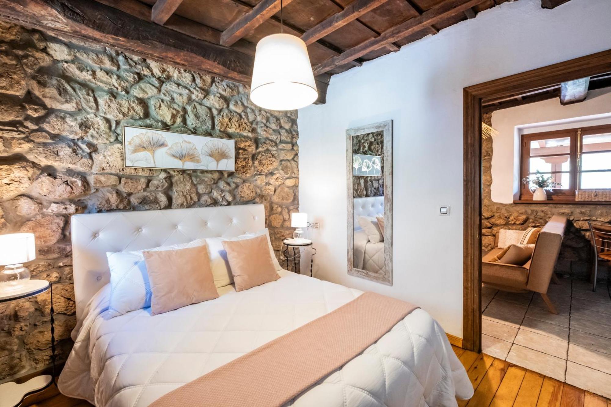 Apartamentos Rurales La Laguna Somiedo Valle de Lago Екстер'єр фото