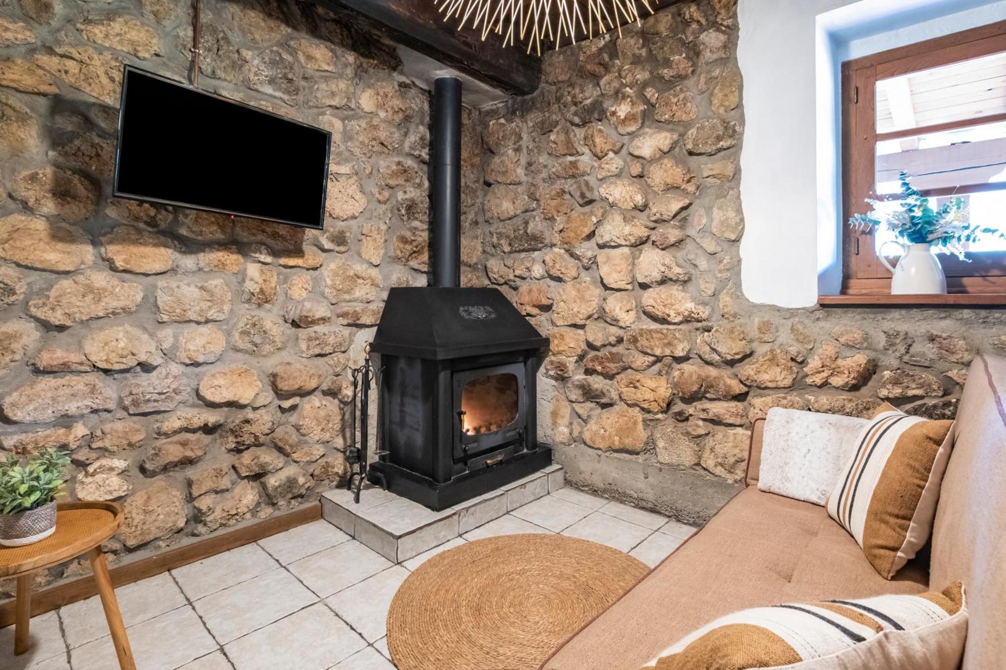 Apartamentos Rurales La Laguna Somiedo Valle de Lago Екстер'єр фото