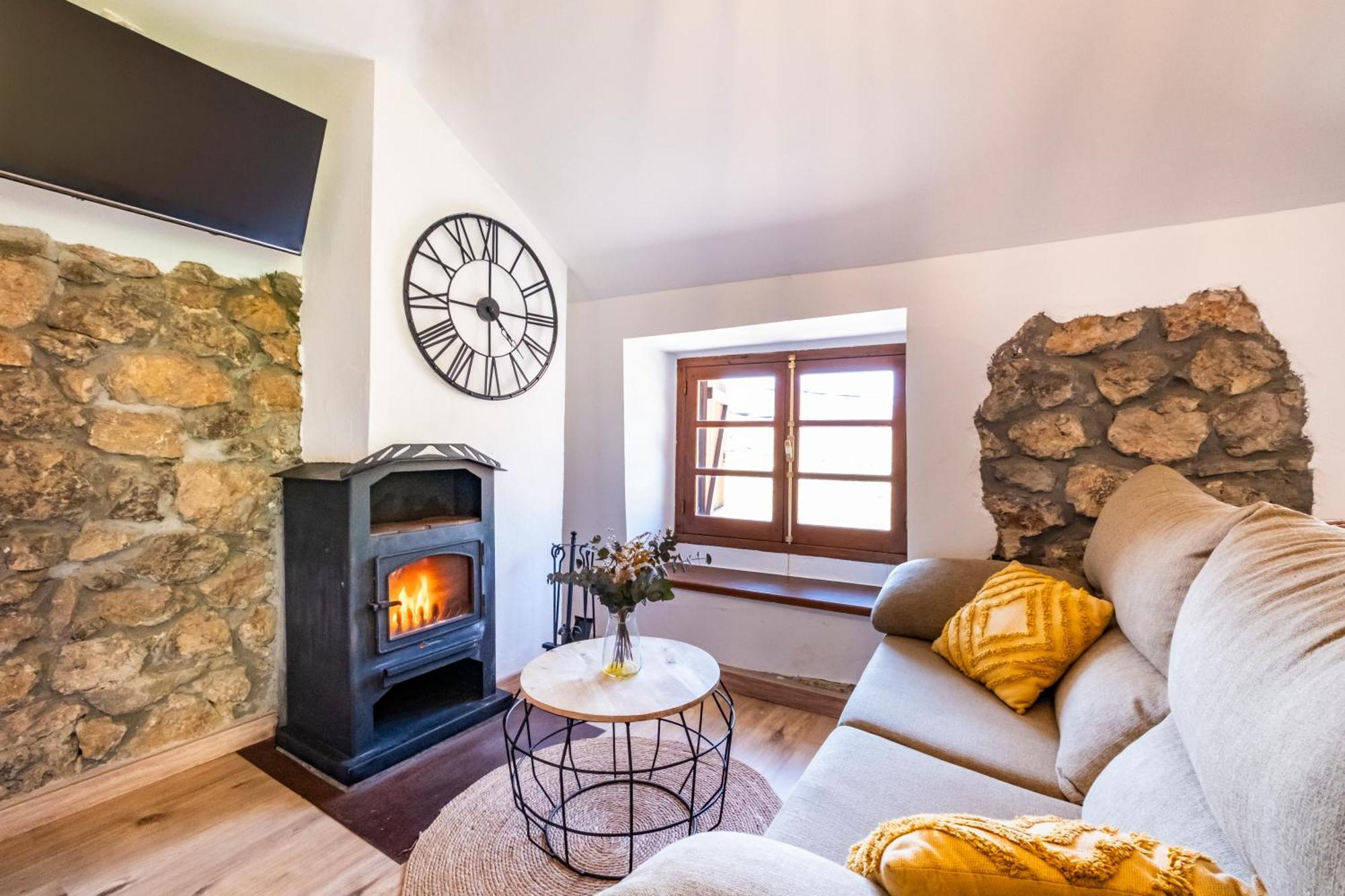 Apartamentos Rurales La Laguna Somiedo Valle de Lago Екстер'єр фото