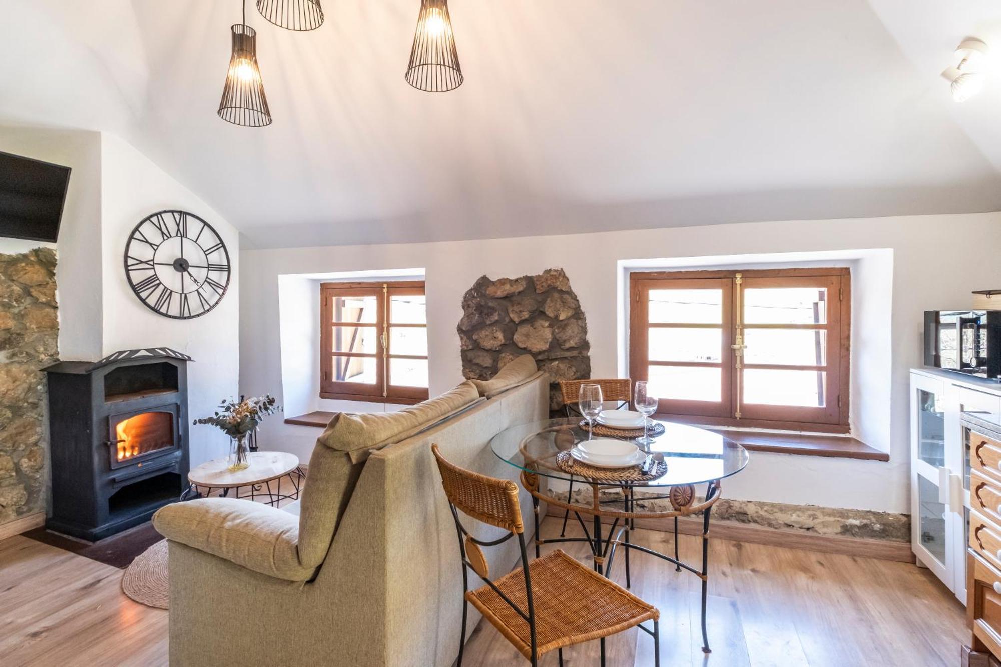 Apartamentos Rurales La Laguna Somiedo Valle de Lago Екстер'єр фото